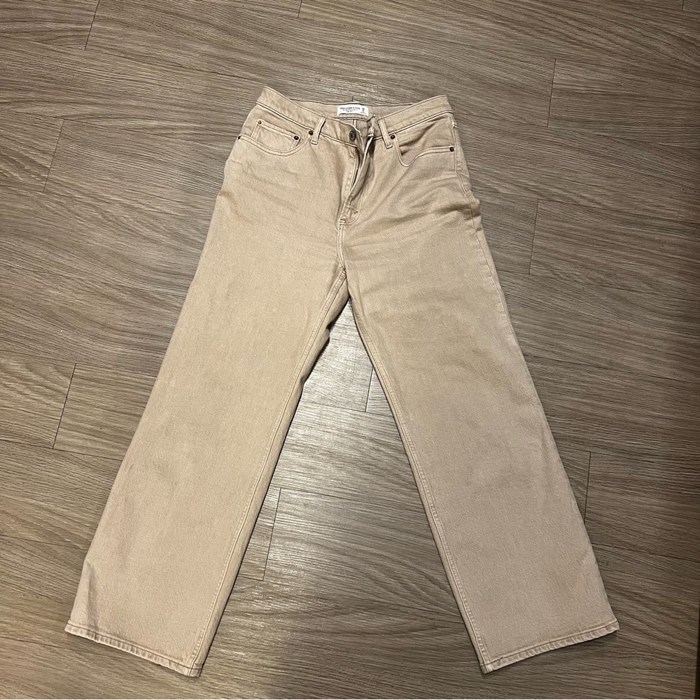 Abercrombie 90’s Relaxed Jeans Oat 29 Short